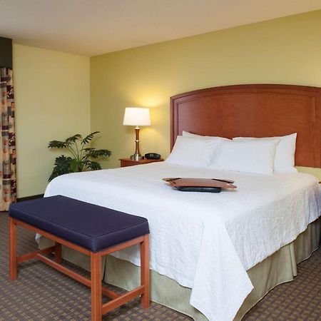 Hampton Inn Macomb Buitenkant foto