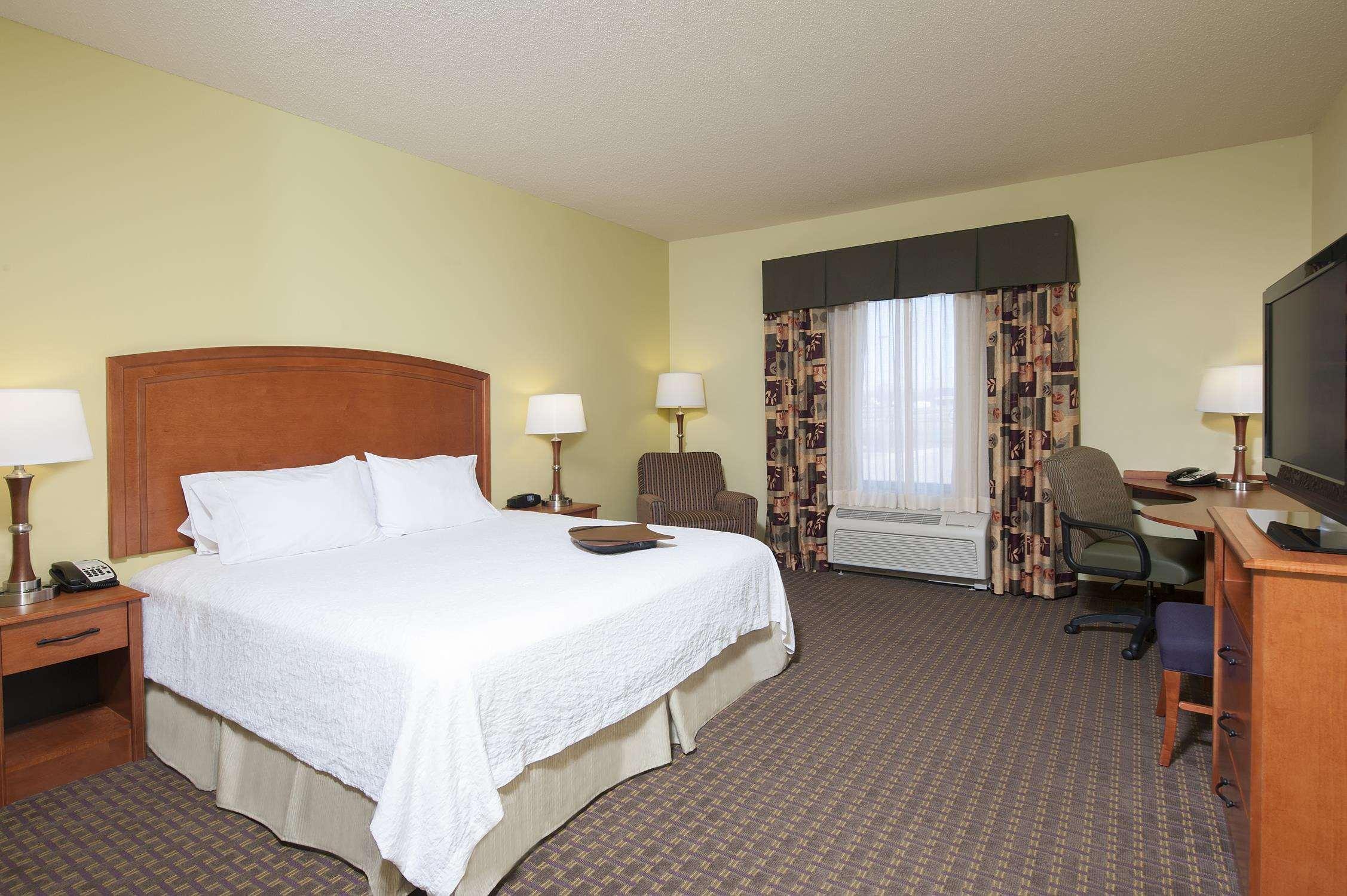 Hampton Inn Macomb Buitenkant foto