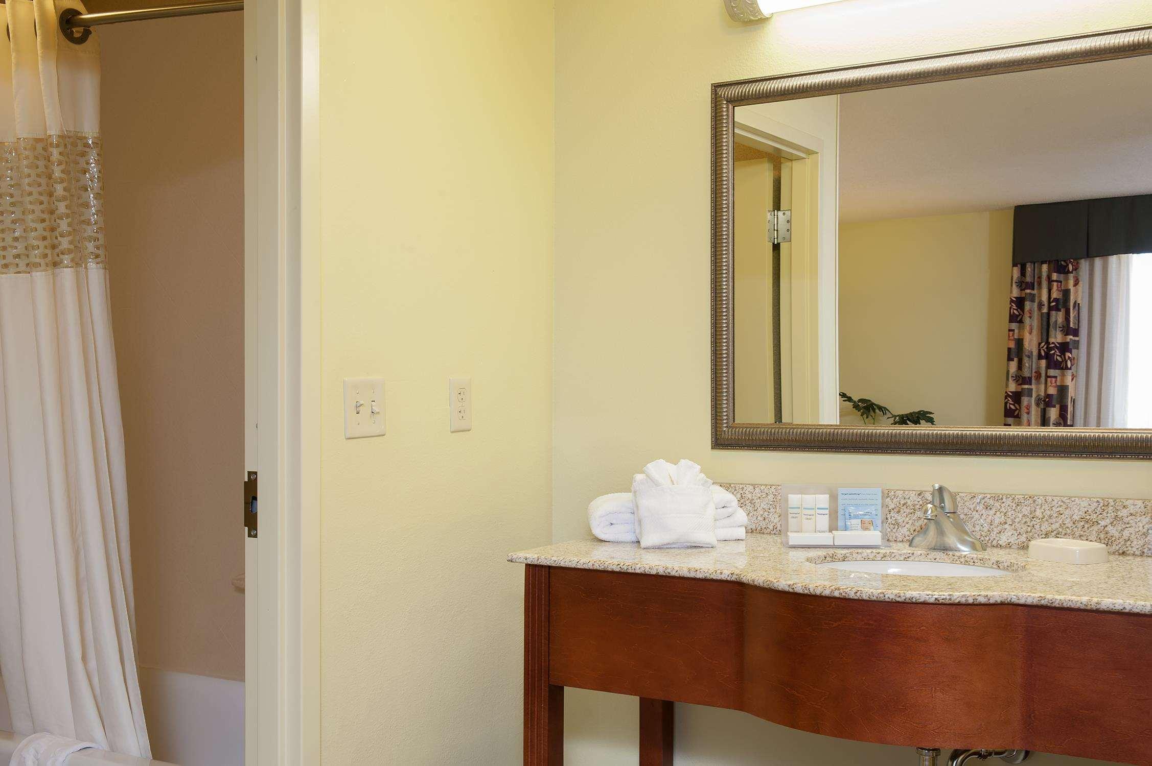Hampton Inn Macomb Buitenkant foto