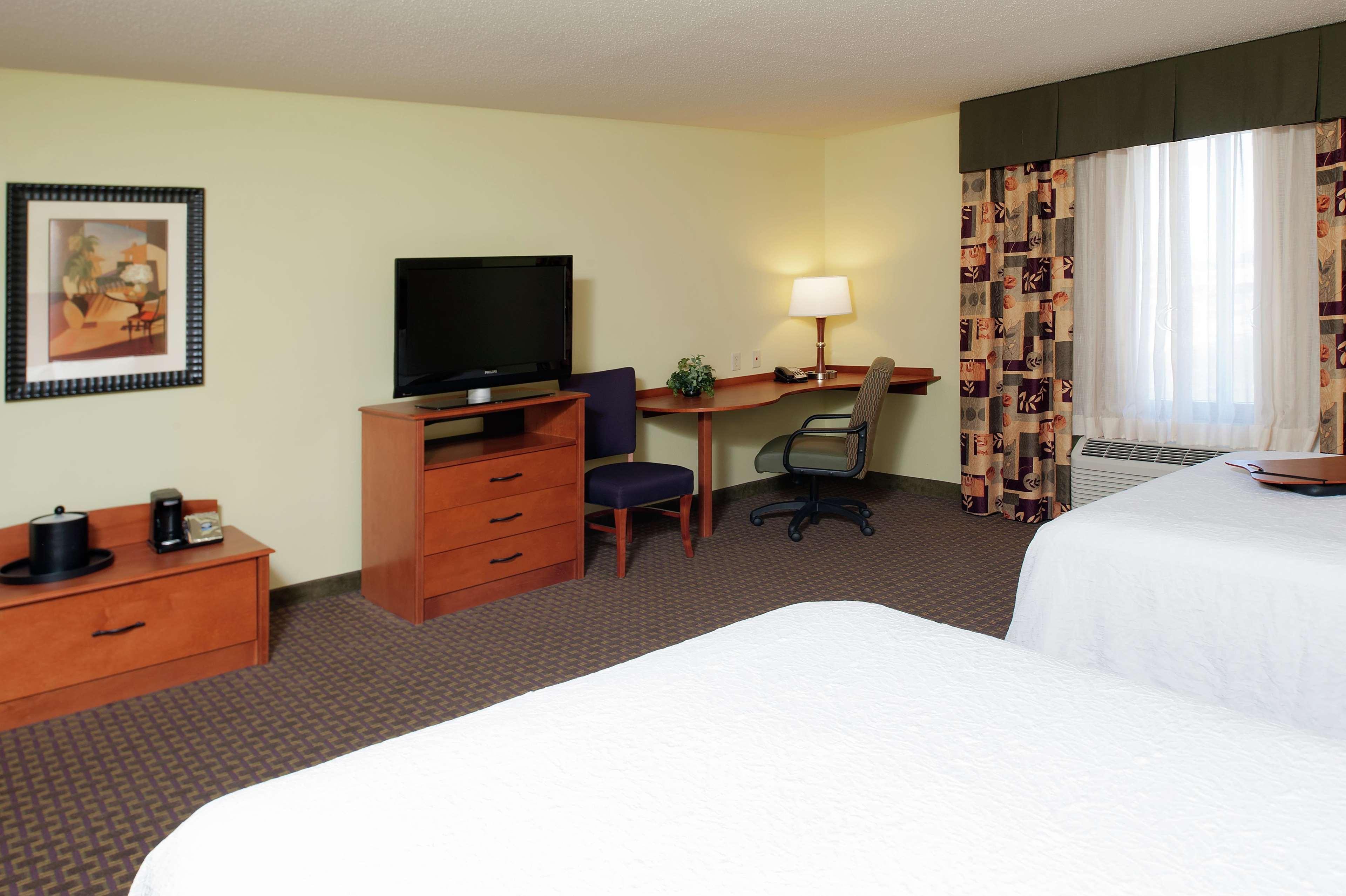 Hampton Inn Macomb Buitenkant foto
