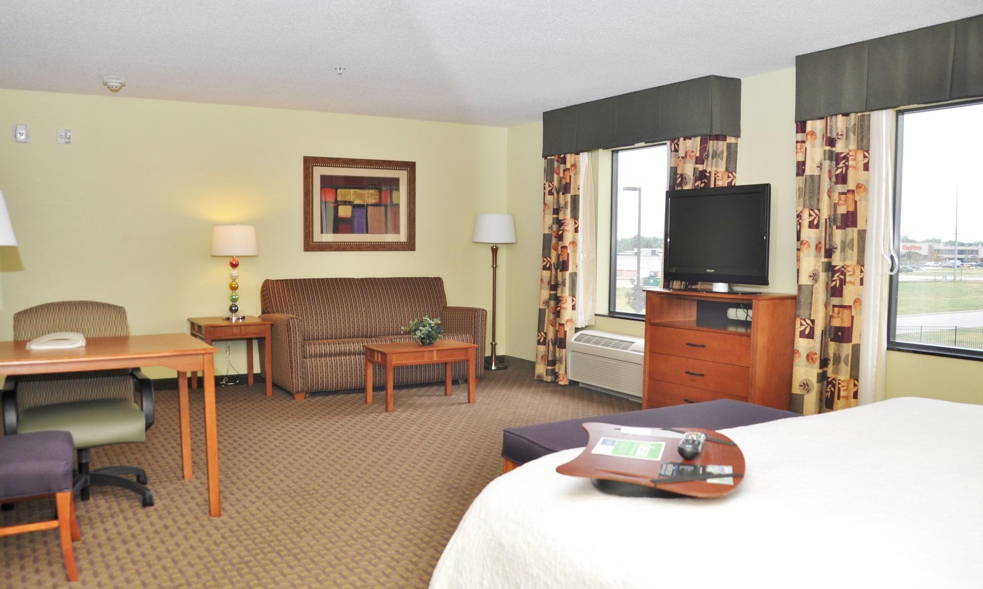 Hampton Inn Macomb Buitenkant foto