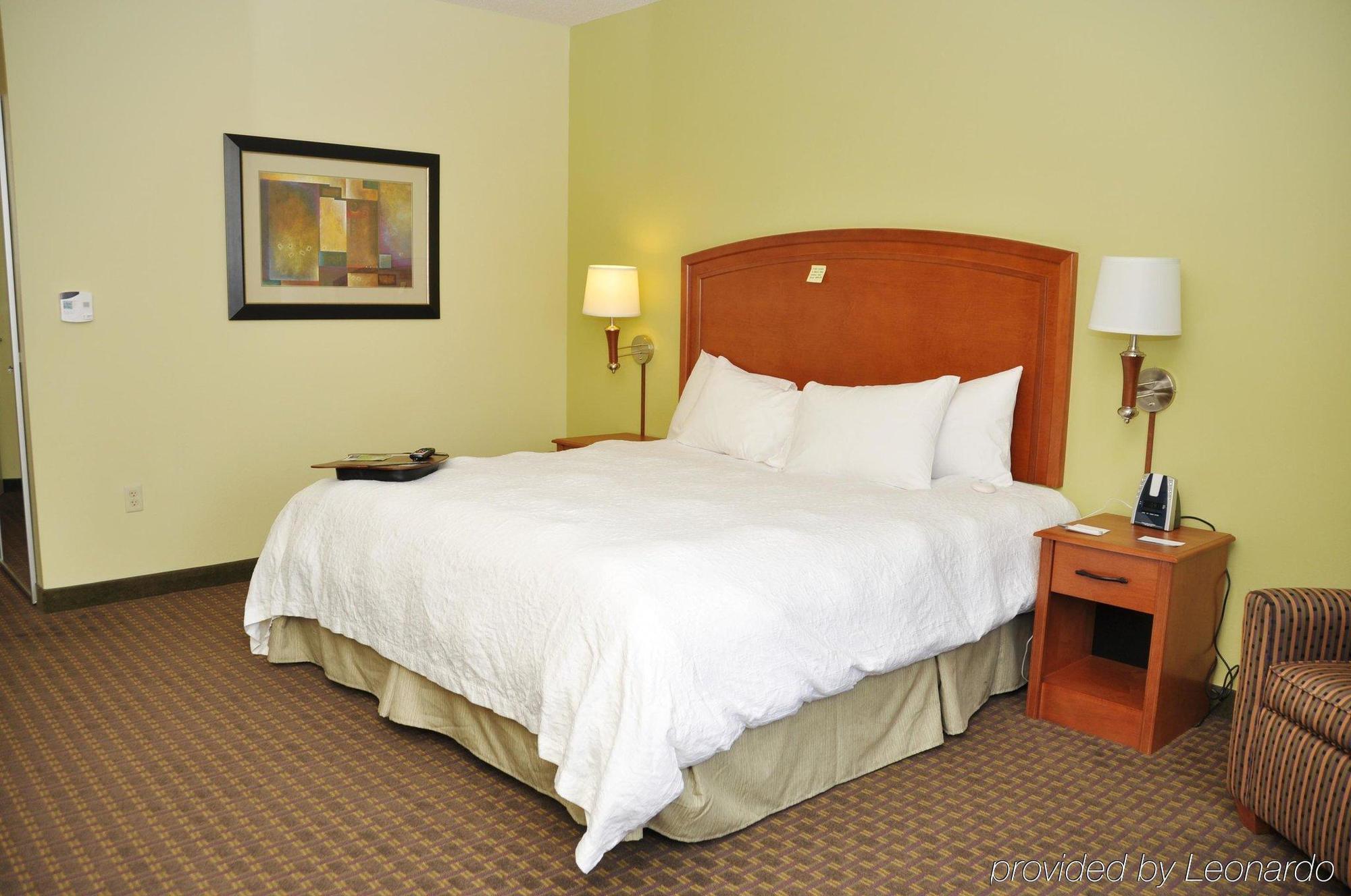 Hampton Inn Macomb Buitenkant foto