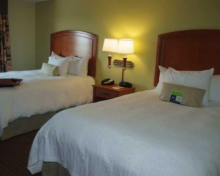 Hampton Inn Macomb Kamer foto